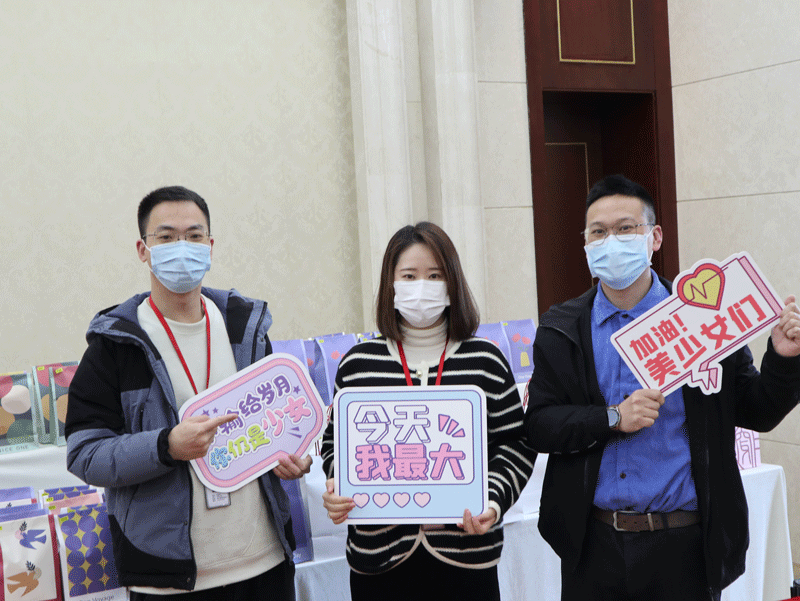 1648197019388006690.gif 1.gif